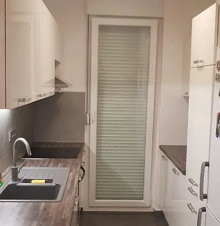 Studio Apartmant Leona With Parking Place