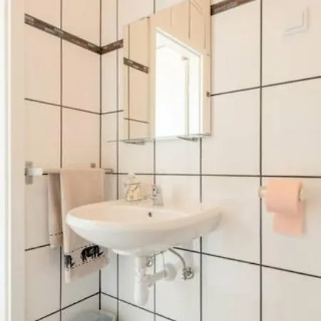 Apartamento Studio Apartmant Leona With Parking Place