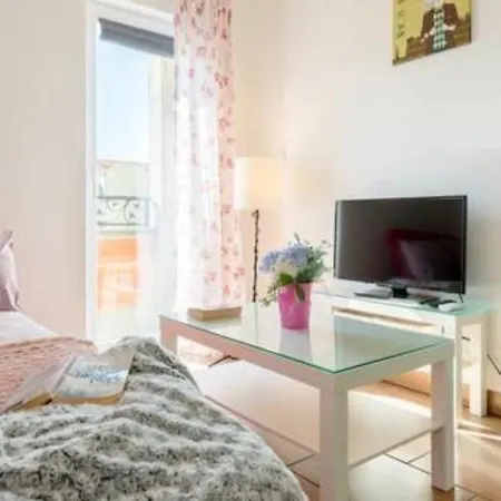 Studio Apartmant Leona With Parking Place Apartamento