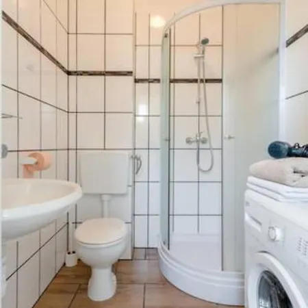 Studio Apartmant Leona With Parking Place *